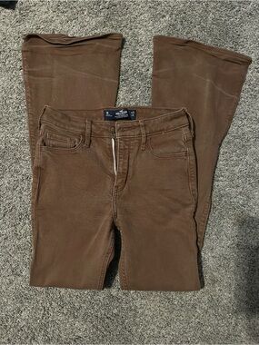 Hollister Chocolate Brown Flare Jeans Size 25